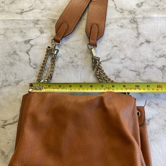 ❗️sold in garage sale❗️ Carmel cognac leather tote - Picture 4 of 15